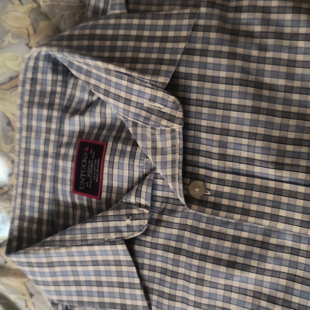UNTUCKit Blue Checkered Men's Shirt Size M Slimfit EUC
